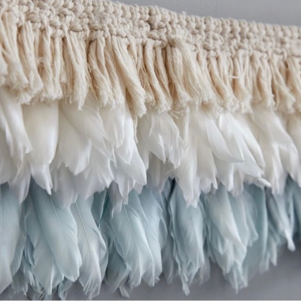 Pottery Barn Teen Boho Feather Garland
